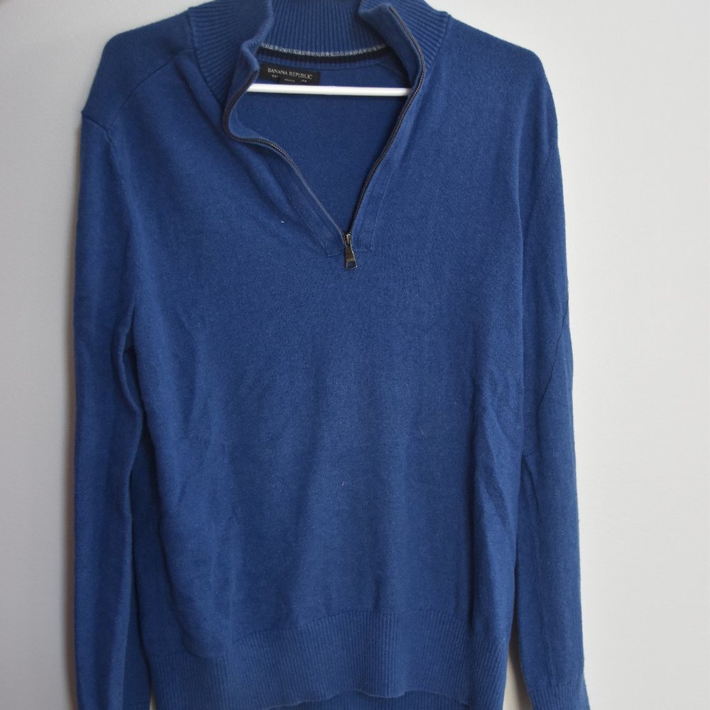 Banana Republic Blue Sweater Size Medium